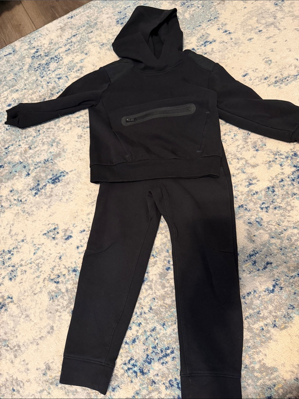 Old Navy Black Kids Sweatpants & Hoodie Set
